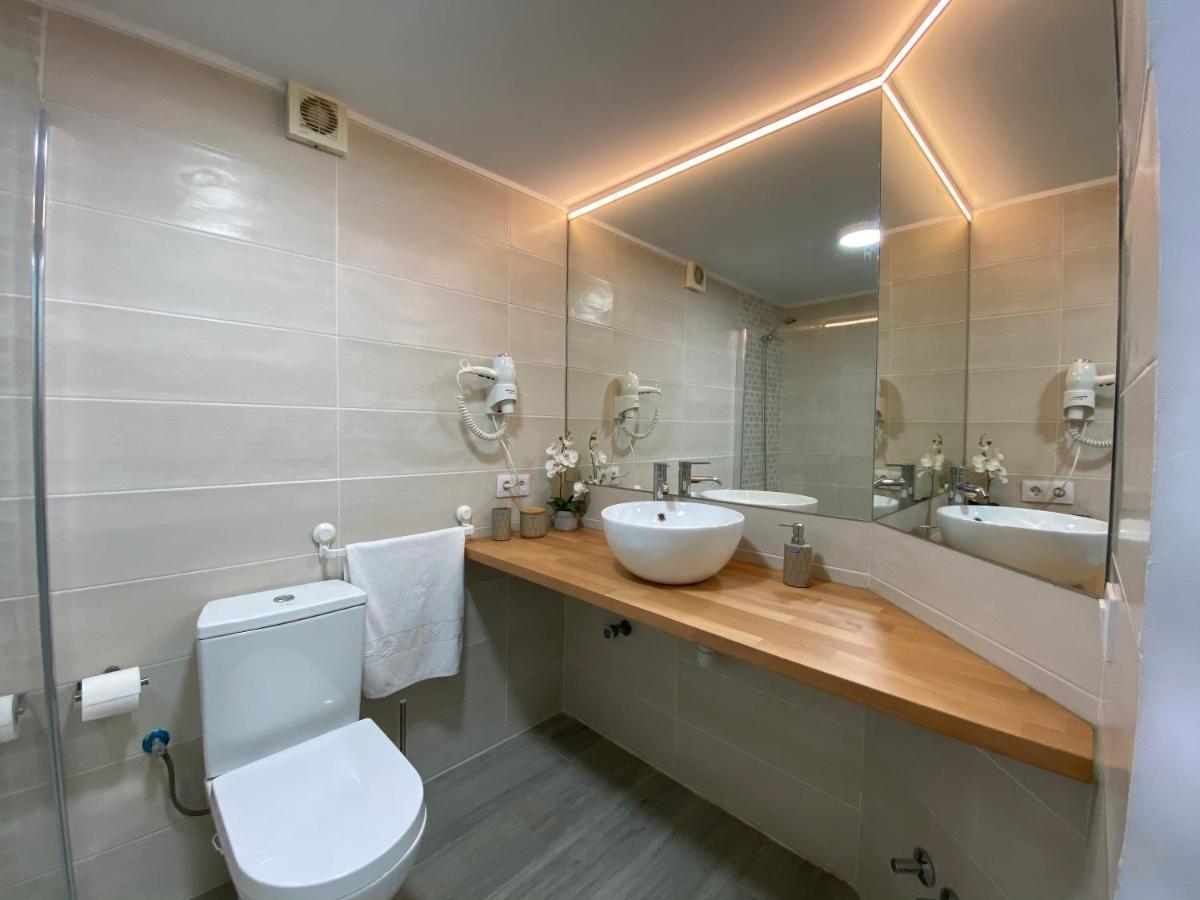 Enjoy A Sunny Apartment With Pool Next To The Sea Costa Adeje  Exteriör bild